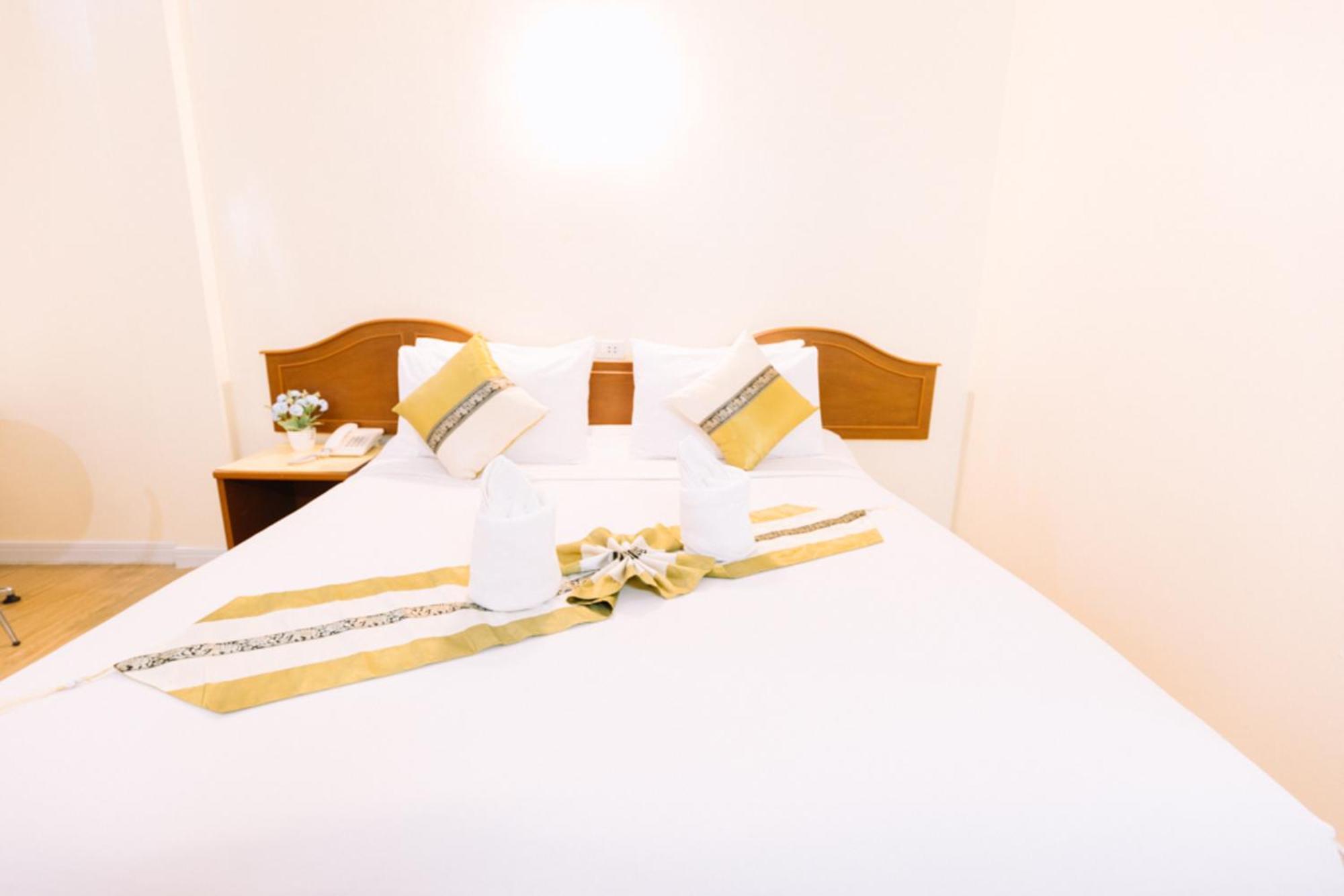 Chumphon Gardens Hotel Exteriör bild