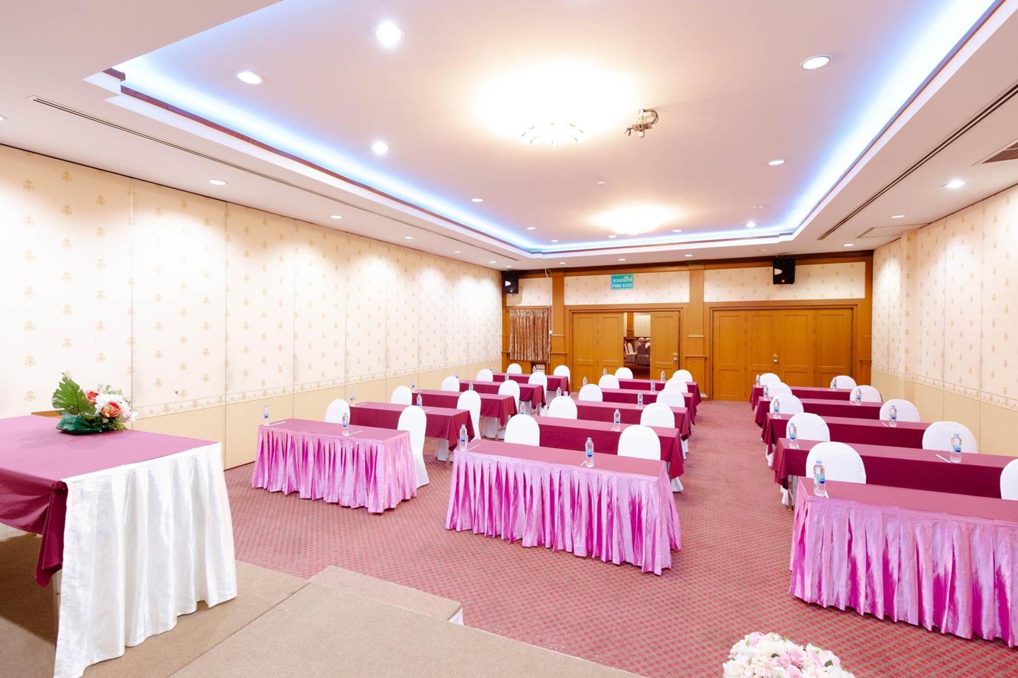 Chumphon Gardens Hotel Exteriör bild