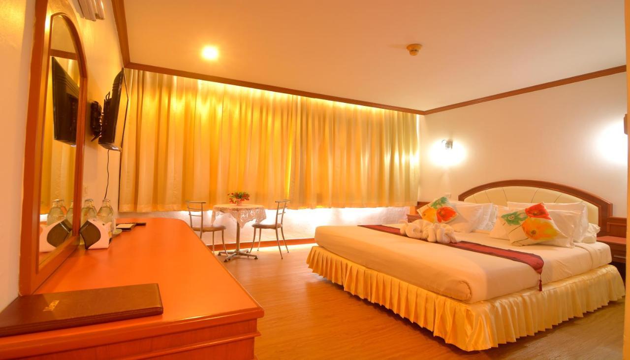 Chumphon Gardens Hotel Exteriör bild